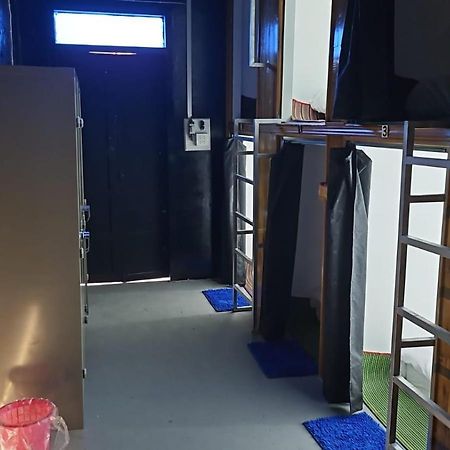 Kai Lions International Capsule Hostel Pakxé Zewnętrze zdjęcie