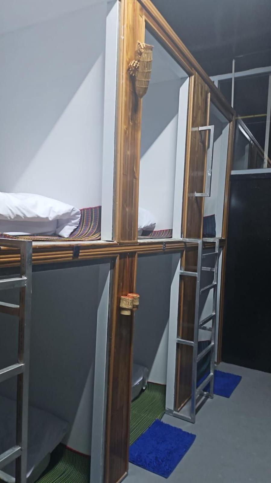 Kai Lions International Capsule Hostel Pakxé Zewnętrze zdjęcie